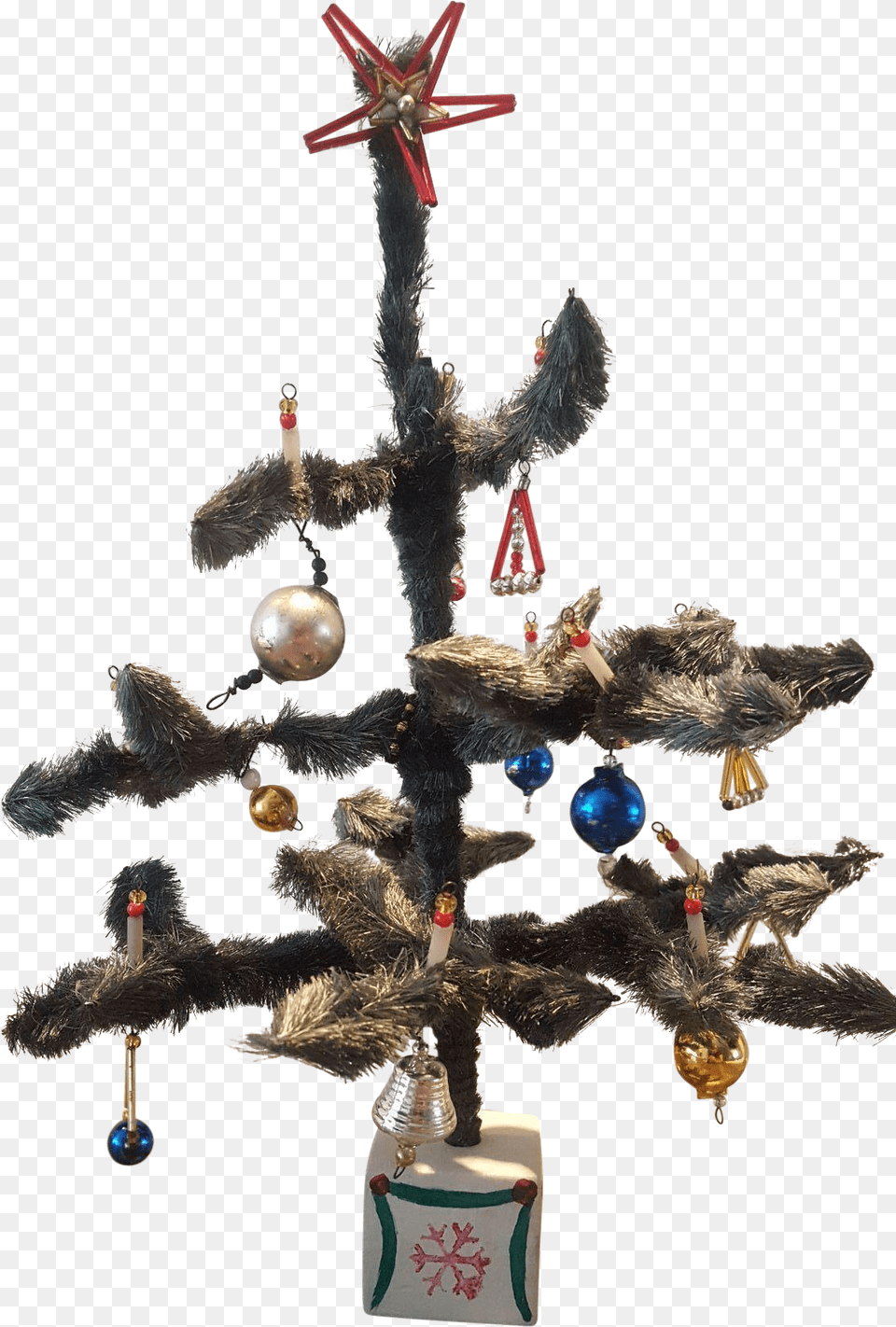 Beautiful Rare Old Christmas Tree Old Christmas Tree, Chandelier, Lamp, Christmas Decorations, Festival Free Png Download