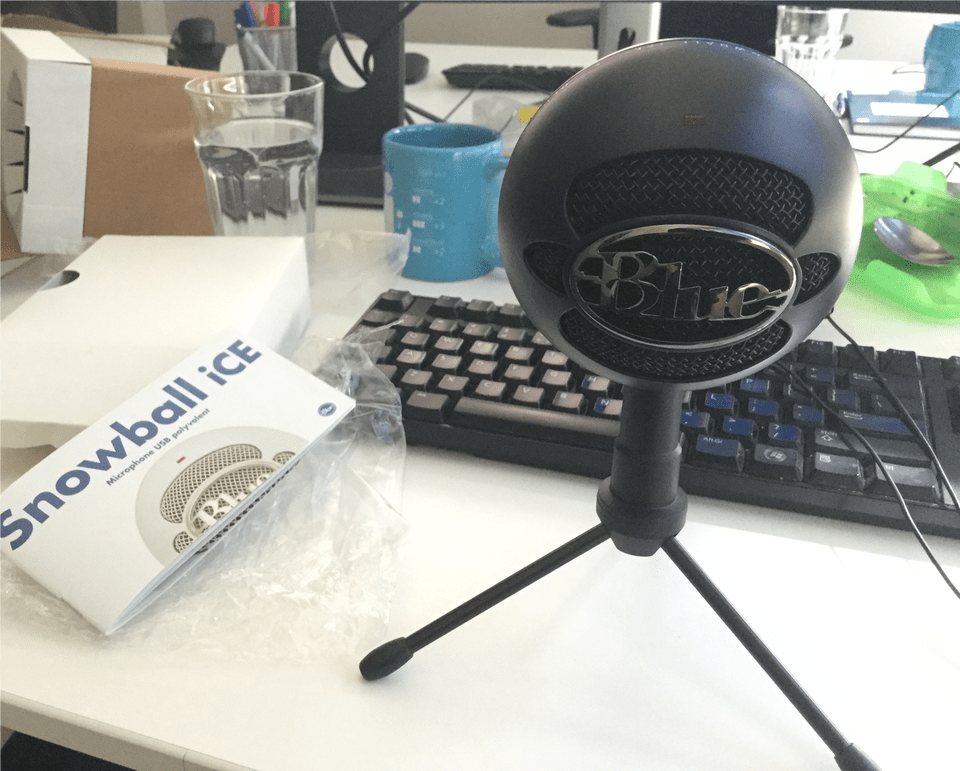 Blue Snowball Ice Microphone For Around 60eur Outdoor Grill Rack Amp Topper Free Png Download