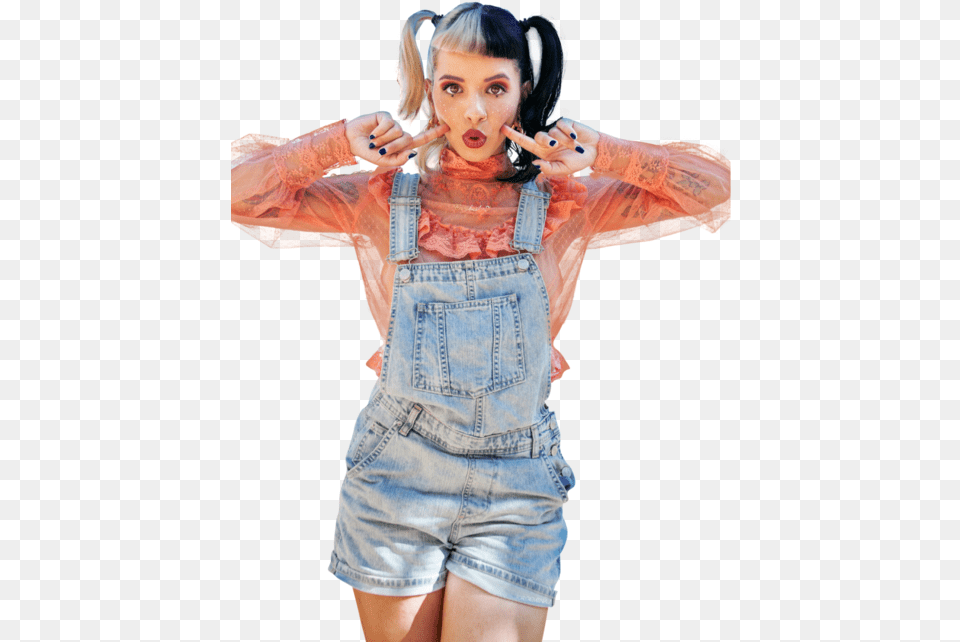 Melanie Martinez With An Overall, Shorts, Person, Pants, Hand Png