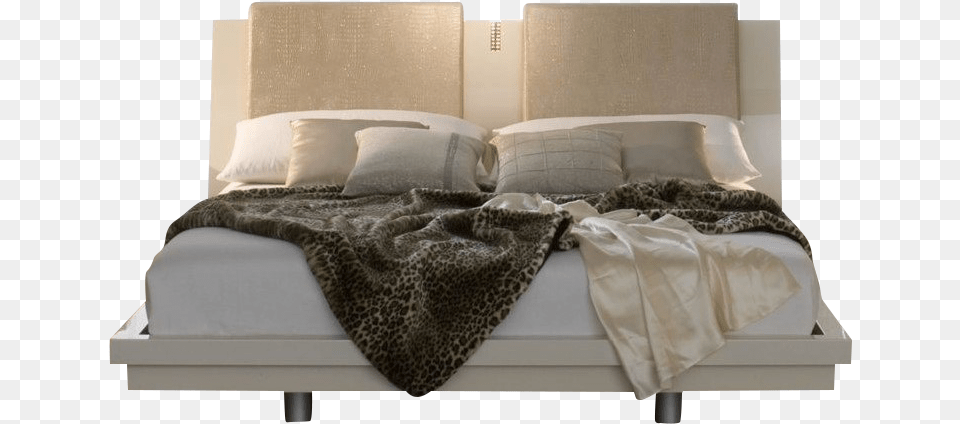 Rossetto Diamond Platform Bed In Ivory Diamond King Bed In Ivory Finish By Rossetto Usa, Cushion, Home Decor, Furniture, Linen Free Transparent Png